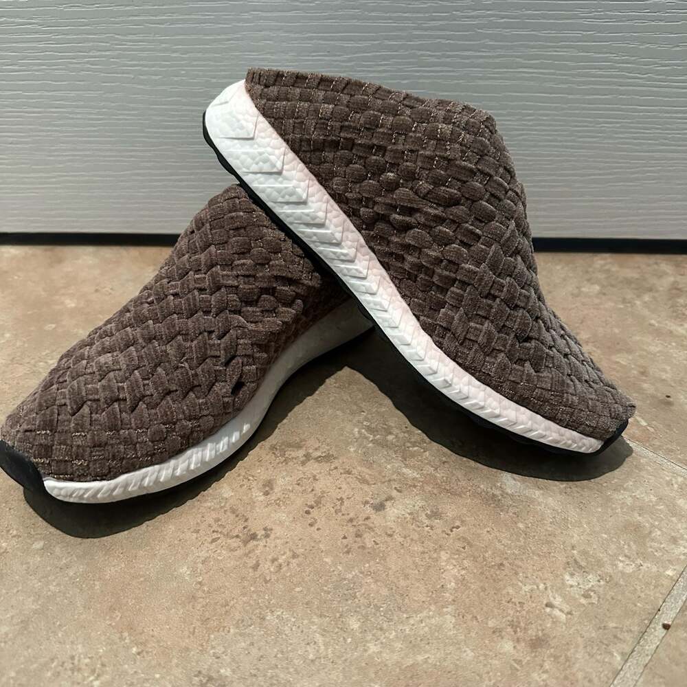 Bernie Mev Dula Smoke Chenille Woven Mules Size 40